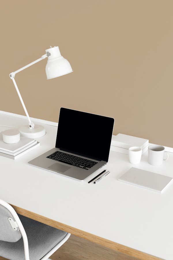 Lampe de table tactile sans fil : style et modernité réunis